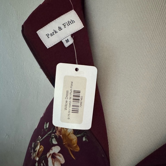 Park & Fifth Maroon Floral Dress with Slit M NEVER WORN - Picture 4 of 5